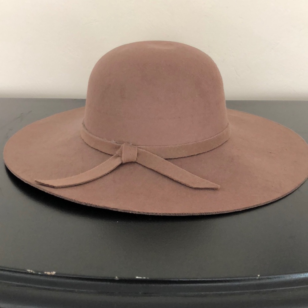 Brown faux suede hat
